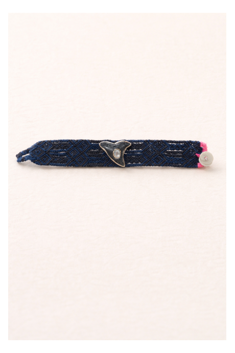 Bracelet dent de requin et...
