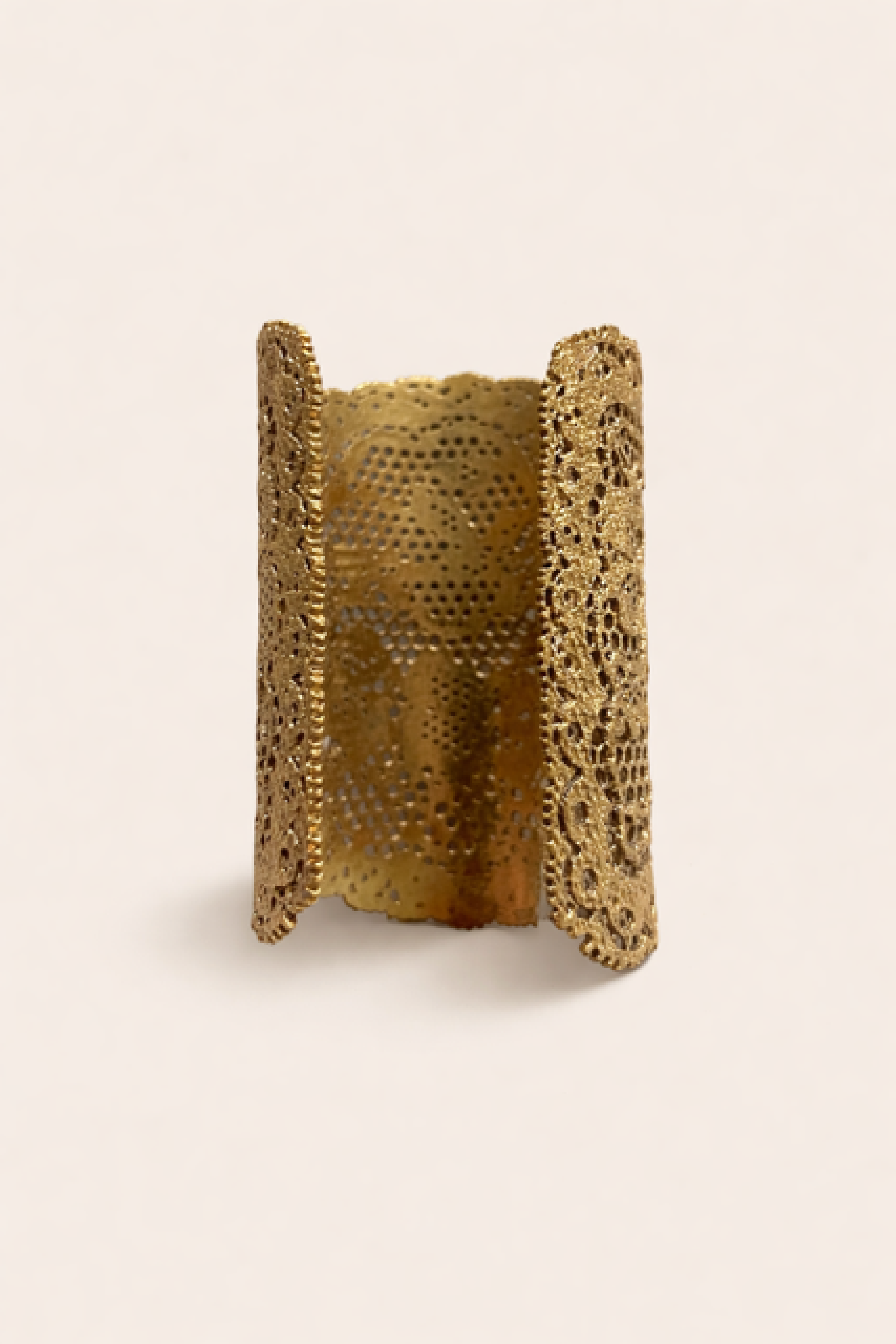 Manchette dentelle or