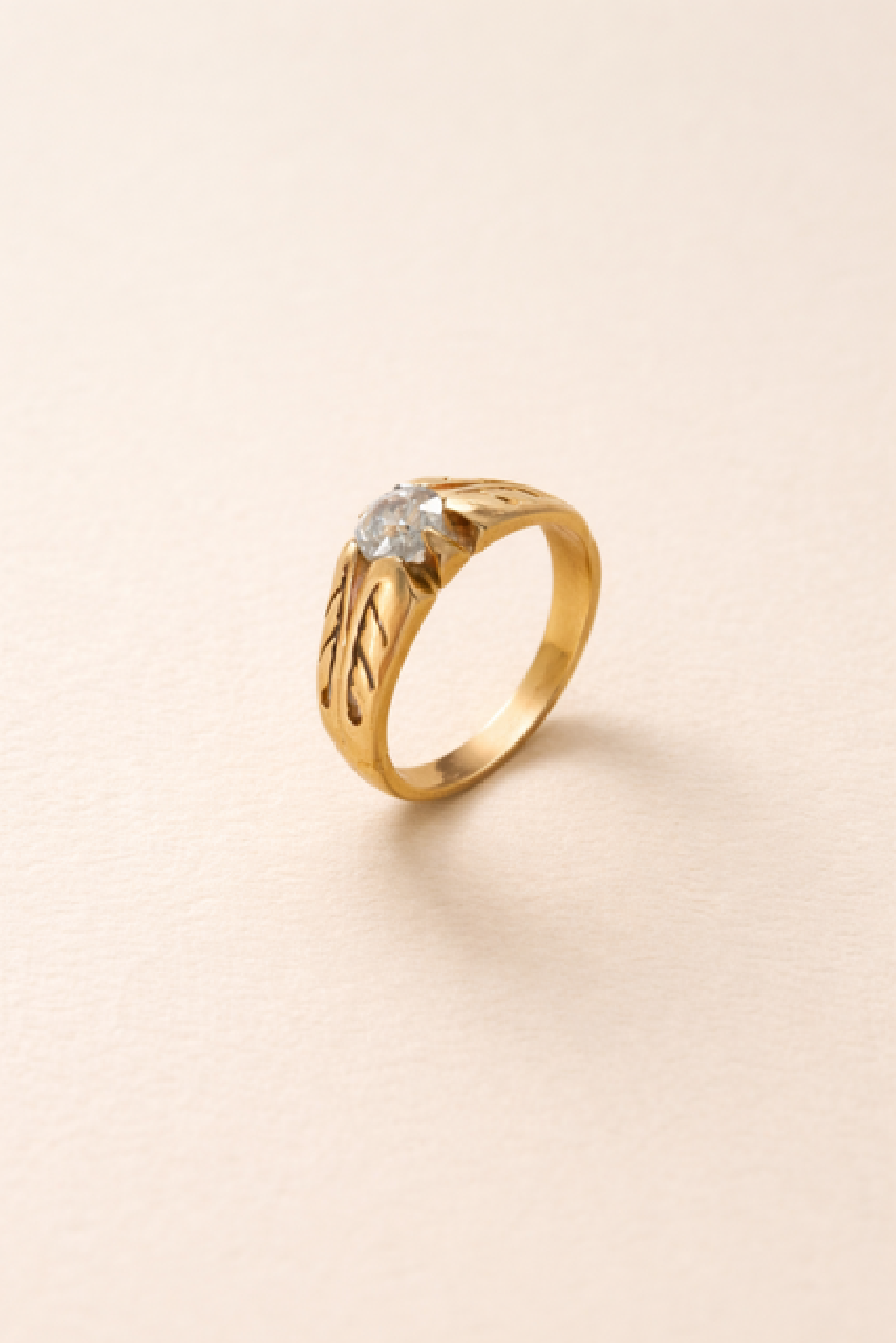 Bague chevalière or et diamant