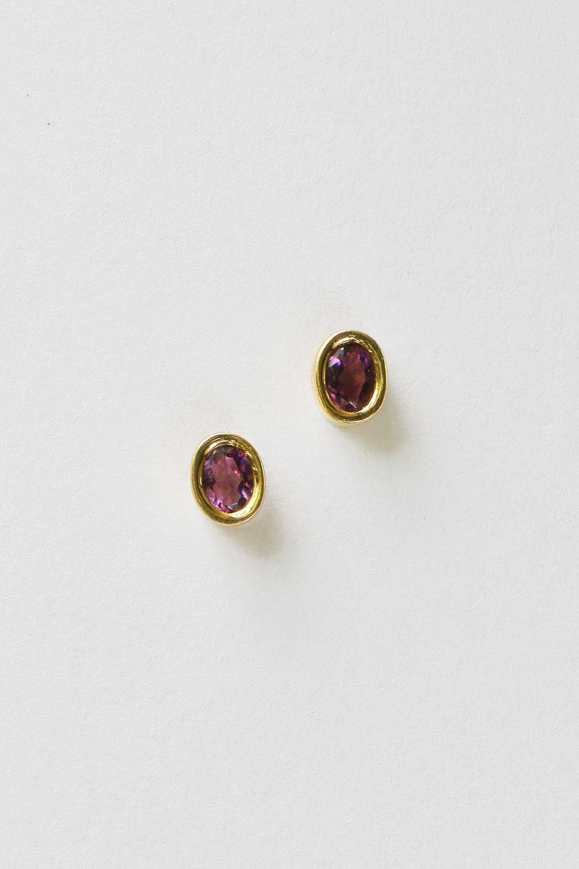 Amethyst studs