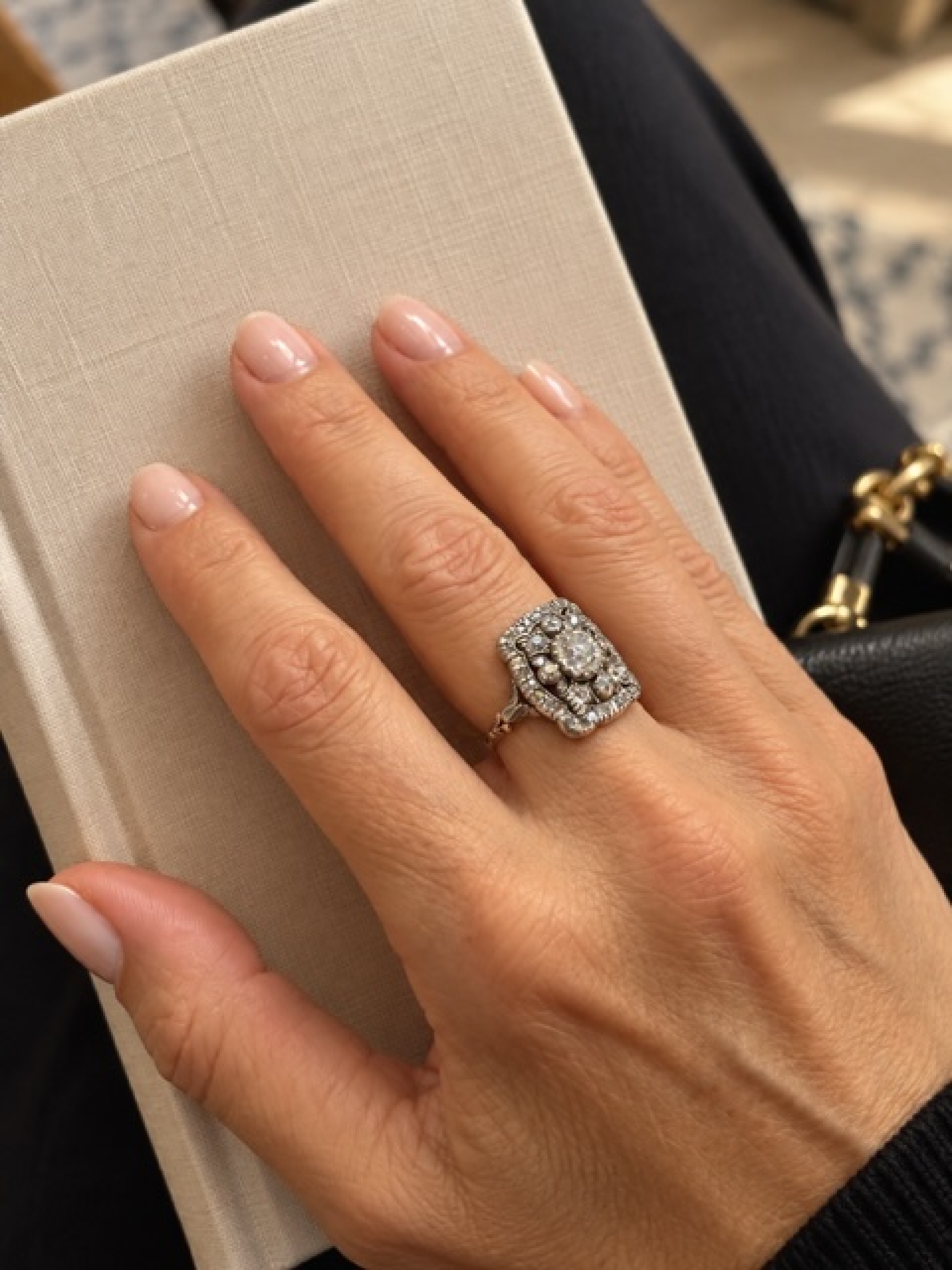 Bague XIX