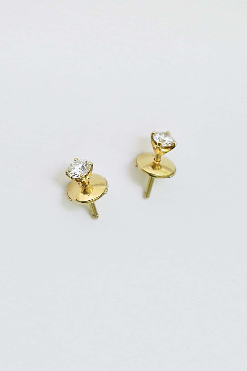 Diamond studs