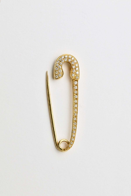 Diamond pin